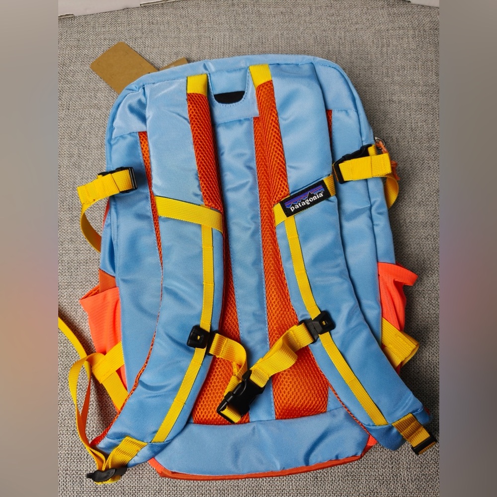 Patagonia Refugio DayPack 26 L NWT - Picture 3 of 3